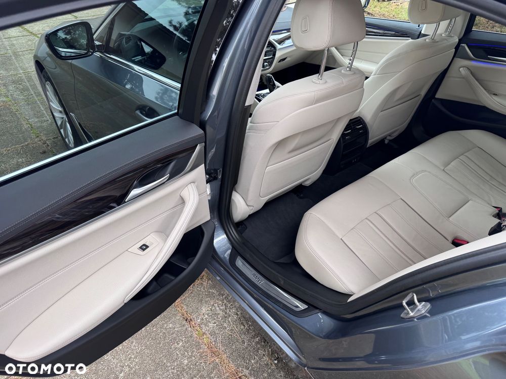 BMW Seria 5 520d xDrive mHEV Luxury Line sport - 18