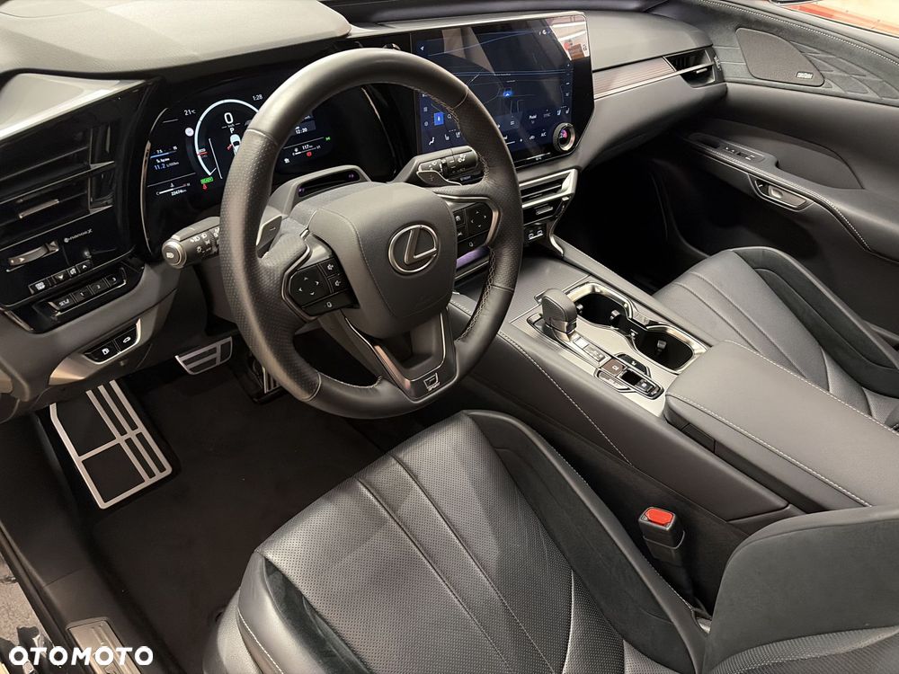 Lexus RX - 4