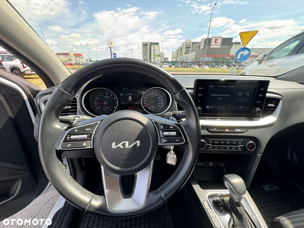 Kia Ceed 1.5 T-GDI M DCT - 16