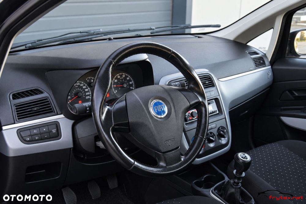 Fiat Grande Punto - 16
