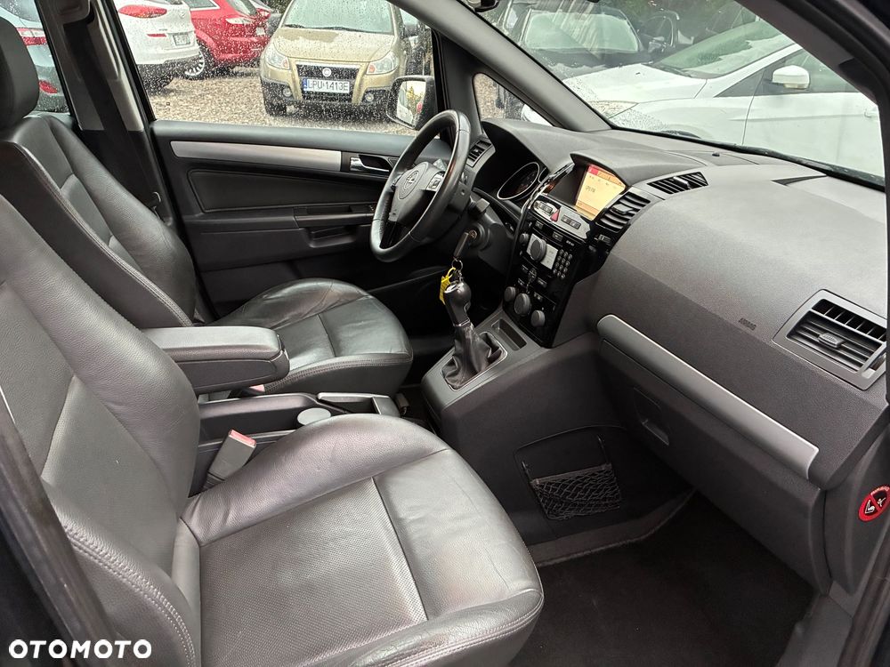 Opel Zafira 1.8 Design Edition - 12