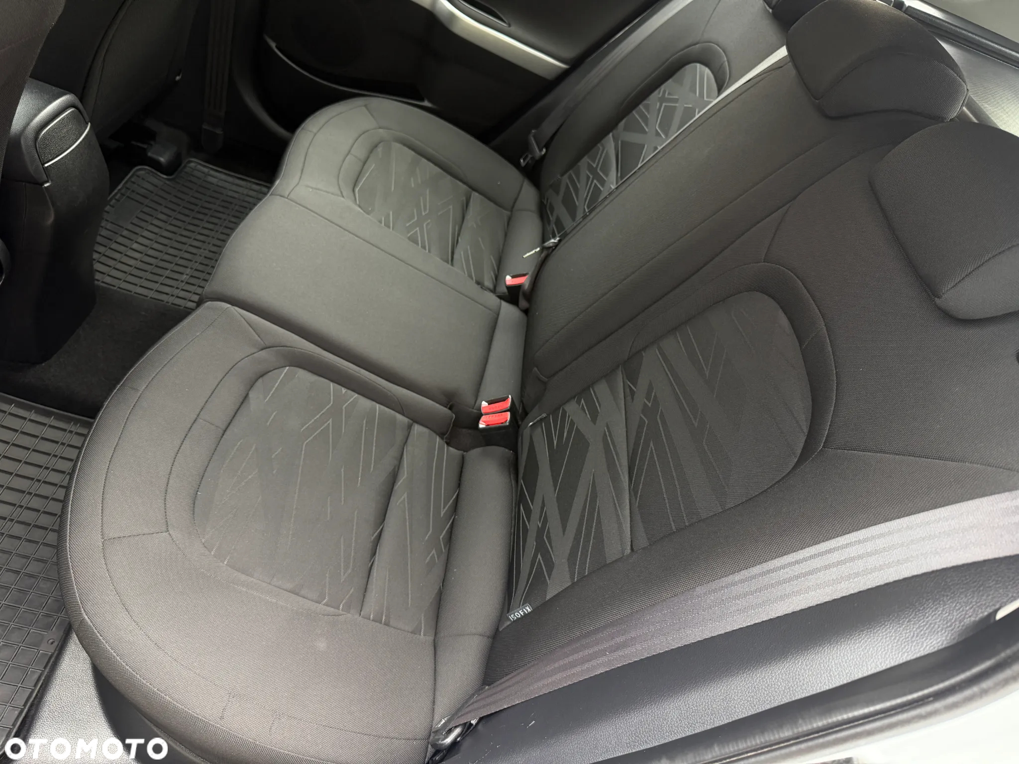 Kia Ceed 1.4 S - 33