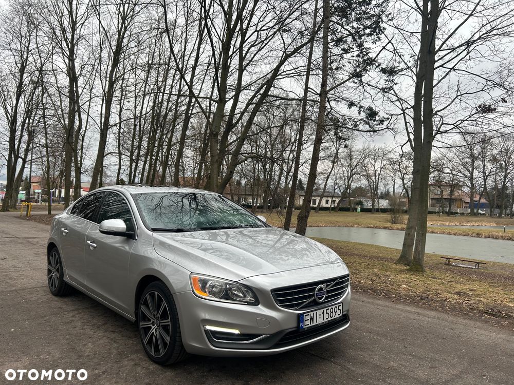 Volvo S60 - 3