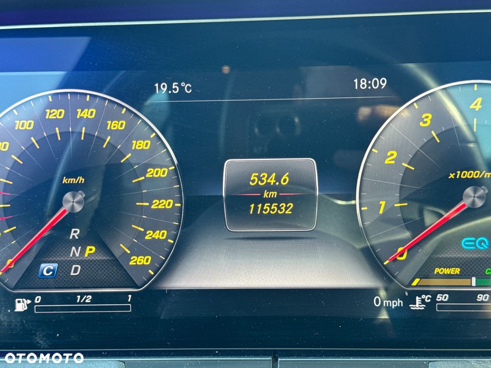 Mercedes-Benz CLS 450 4-Matic AMG - 11