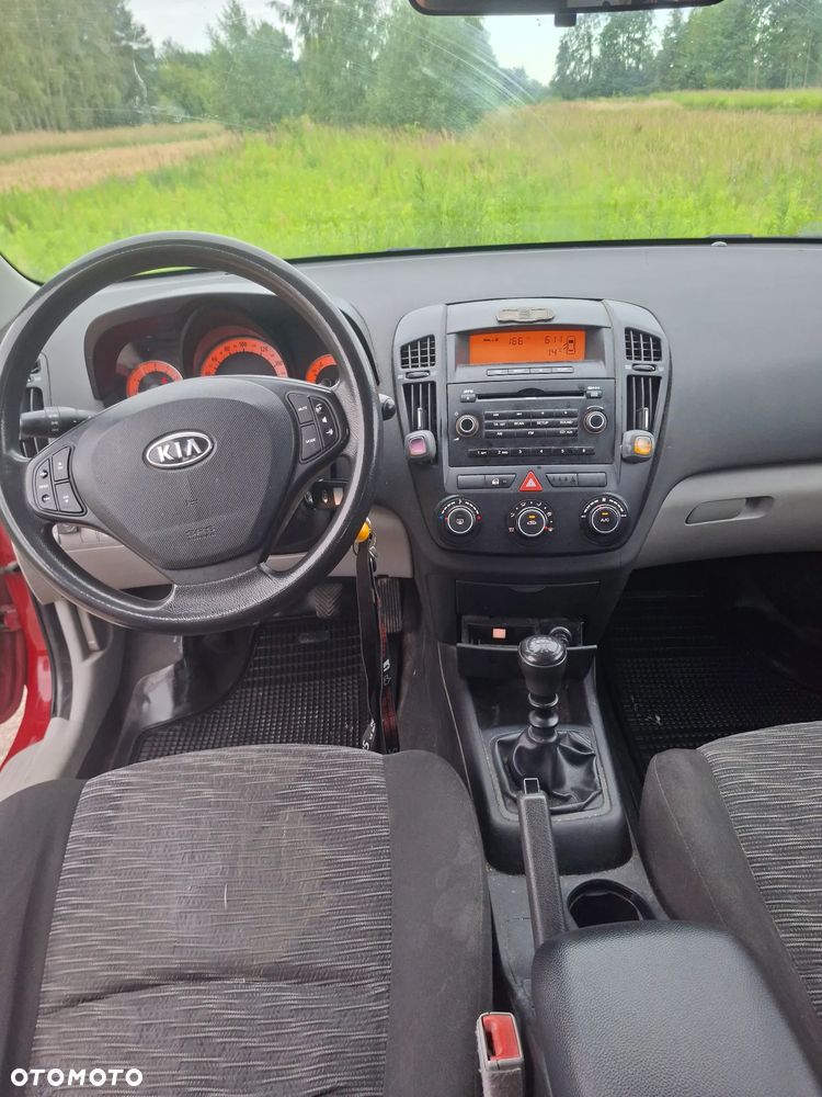 Kia Ceed 1.6 Comfort - 7