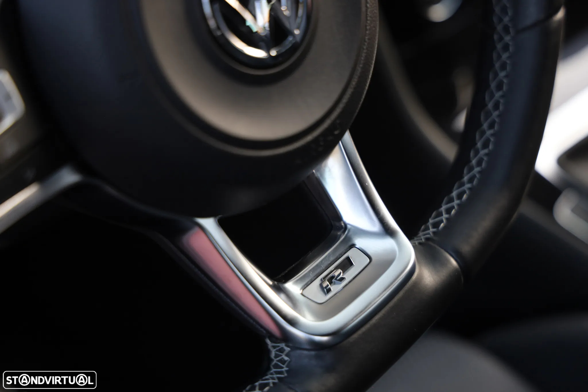 VW Golf Variant 1.6 TDi R-Line - 20