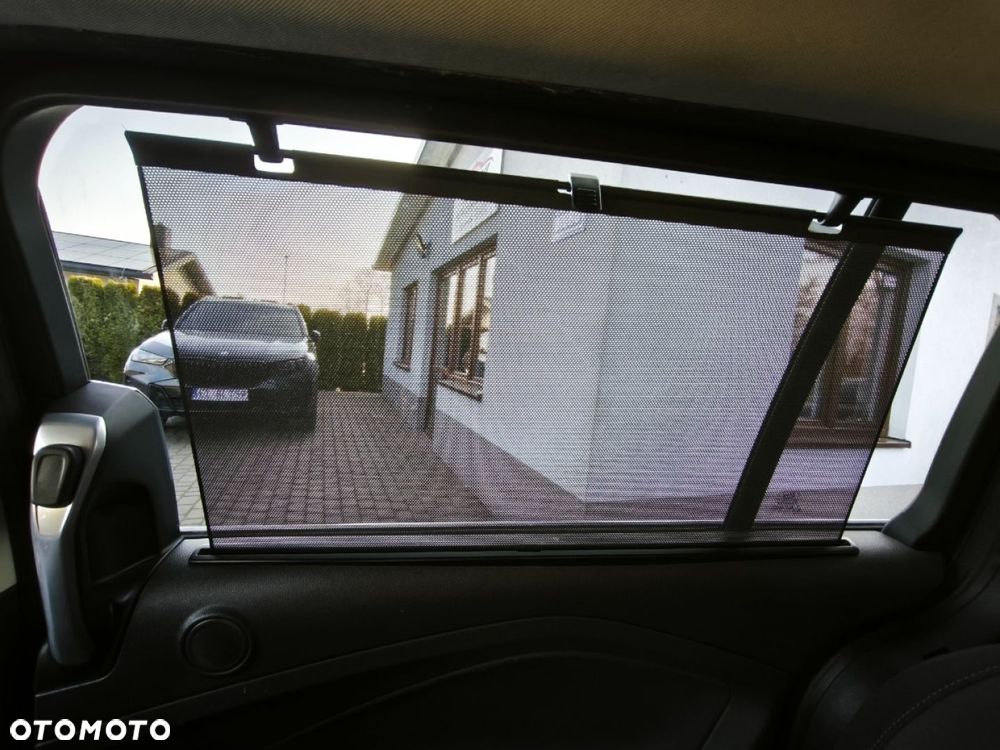 Ford Grand C-MAX - 18