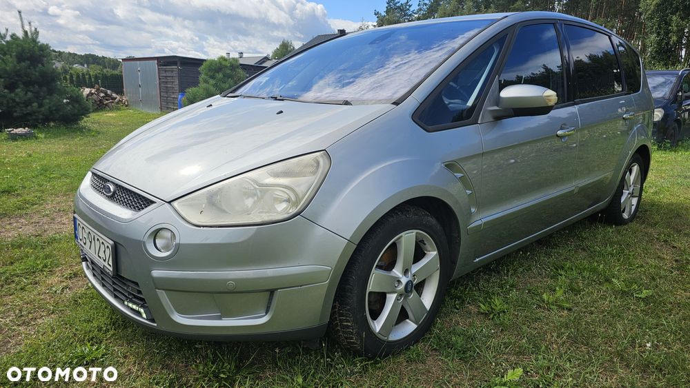 Ford S-Max - 1