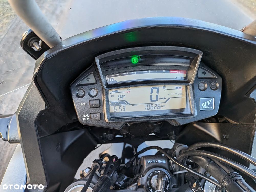 Honda VFR - 19