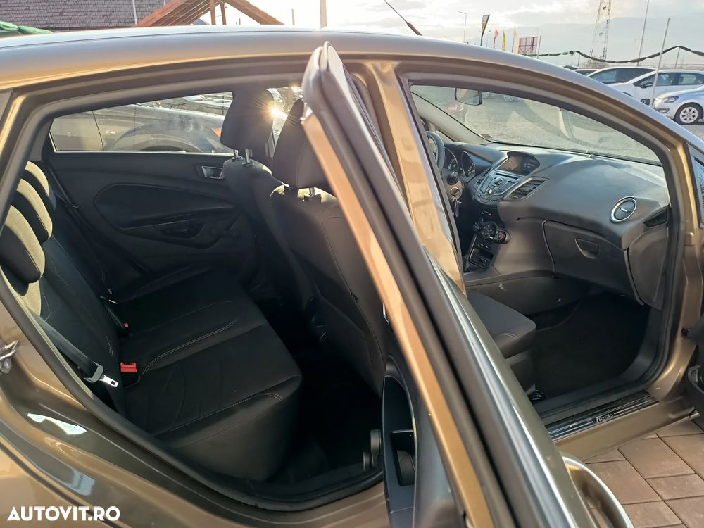 Ford Fiesta - 19