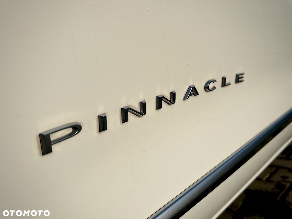 Chrysler Pacifica - 13