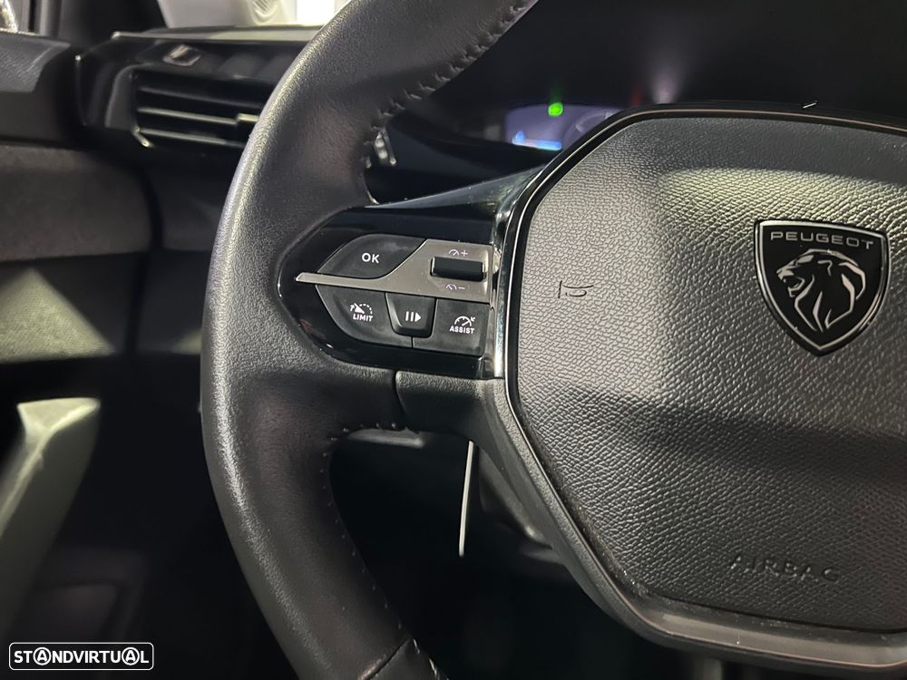 Peugeot 308 1.2 PureTech Allure Pack - 17