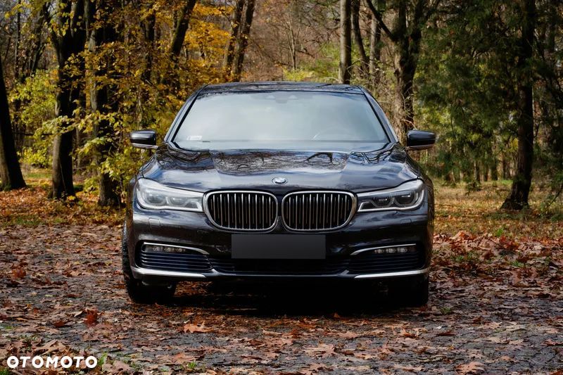 BMW Seria 7 740d xDrive - 22
