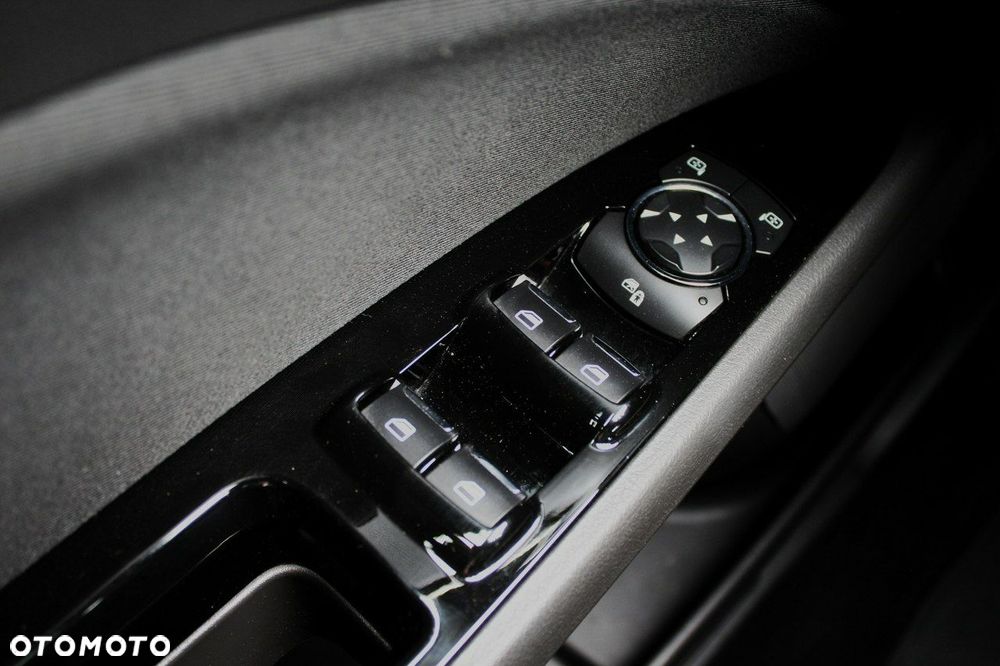 Ford Mondeo SW 2.0 Hybrid Trend - 30