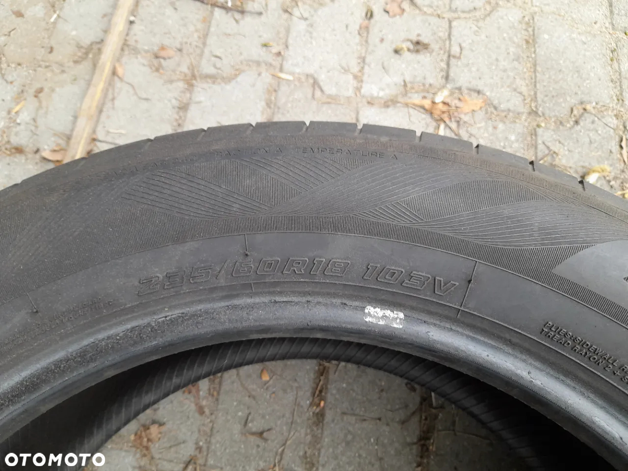 Yokohama Advan Sport 110 V105 235/60/18 103V z133 - 7