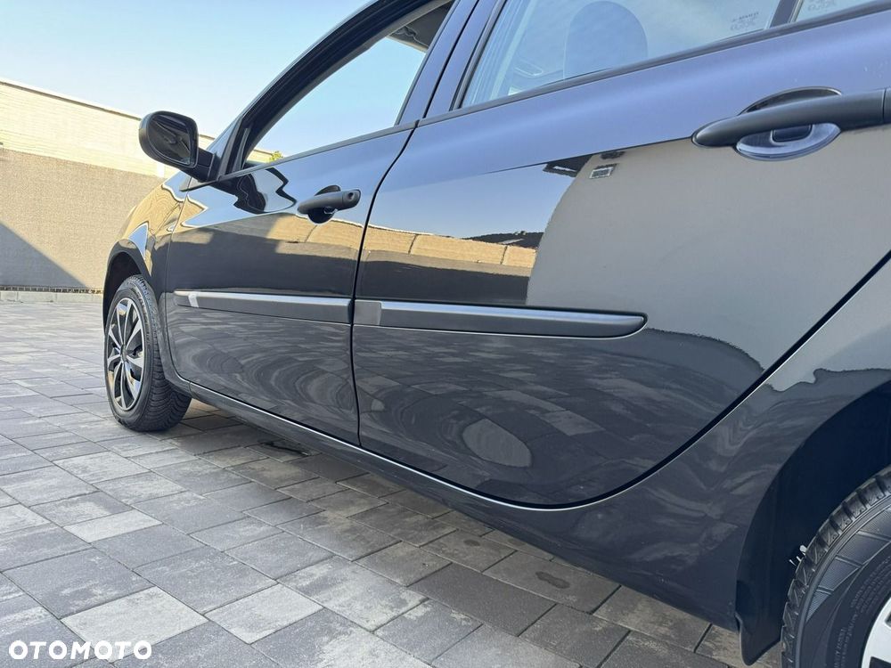 Renault Clio - 20