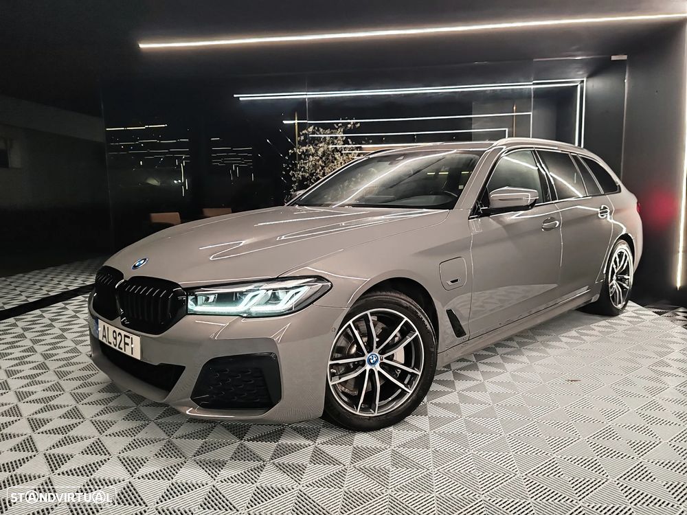 BMW 530 e Pack Desportivo M - 10
