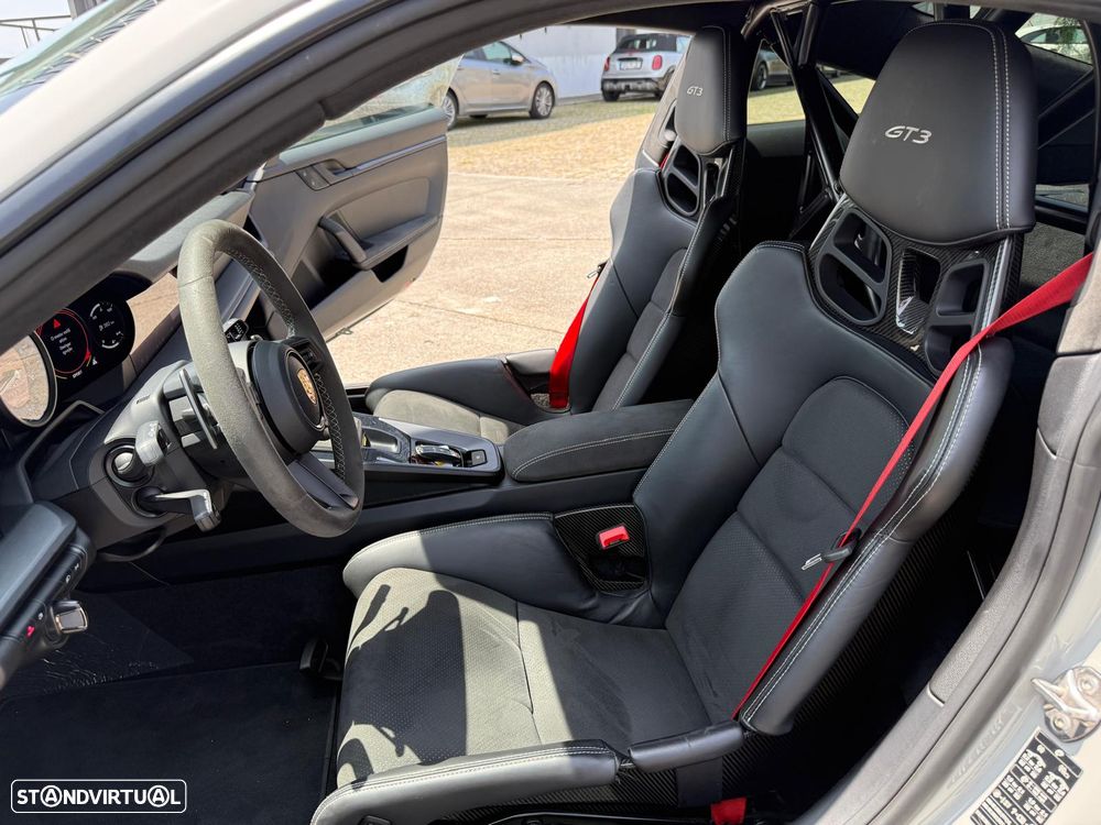Porsche 911 (992) GT3 PDK - 8