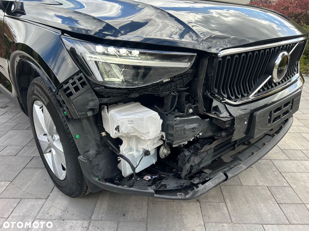 Volvo XC 40 T2 Essential - 8