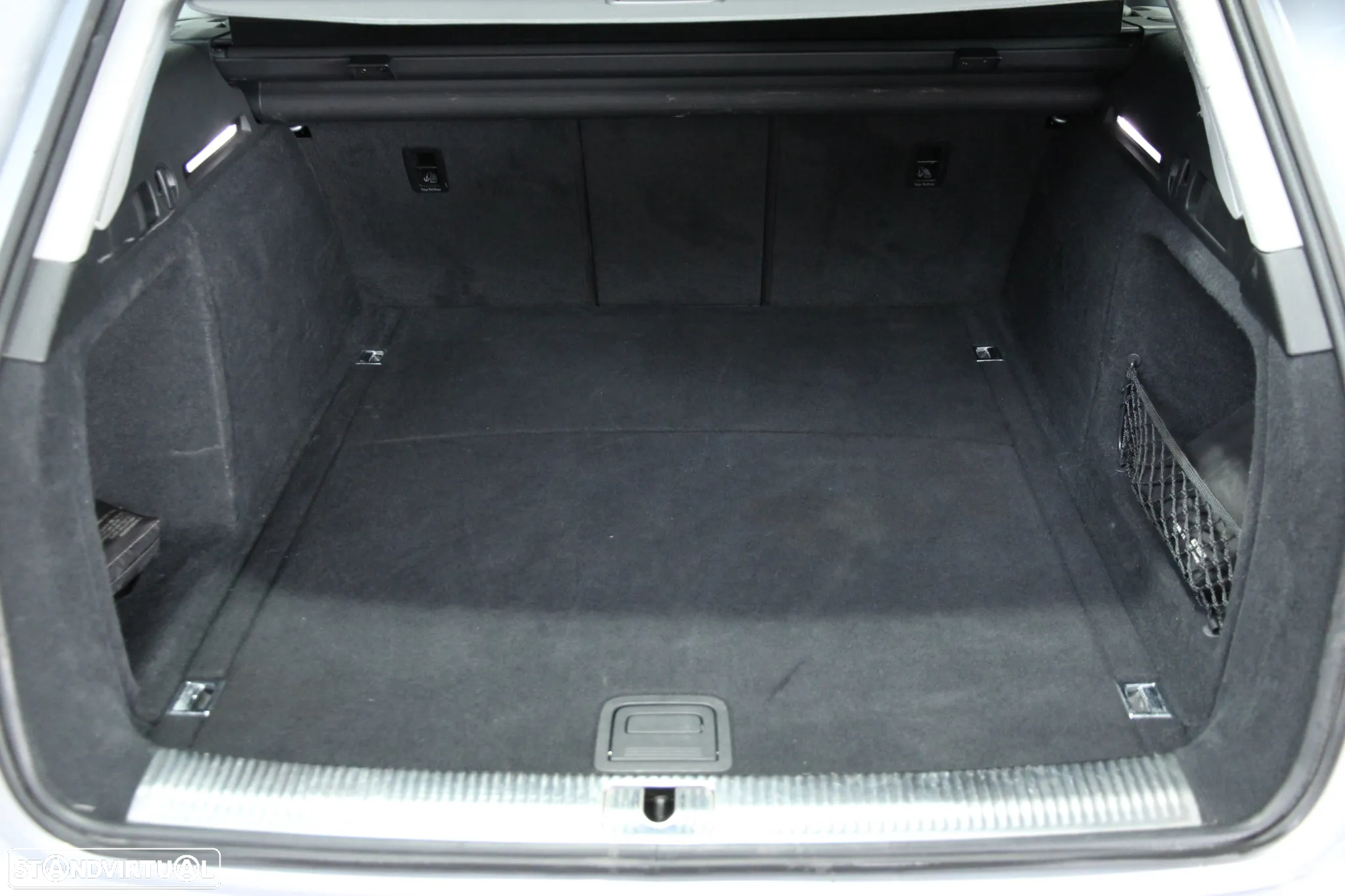 Audi A4 Avant 2.0 TDI Design S tronic - 26