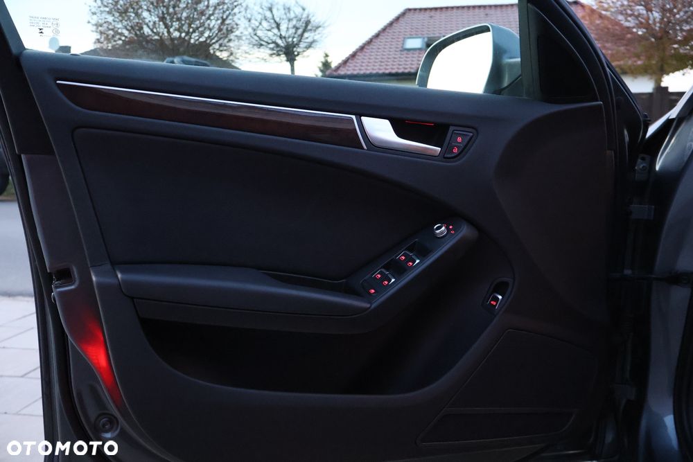 Audi A4 Limousine 2.0 TFSI Quattro - 16