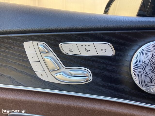 Mercedes-Benz E 300 de 9G-TRONIC AMG Line - 33