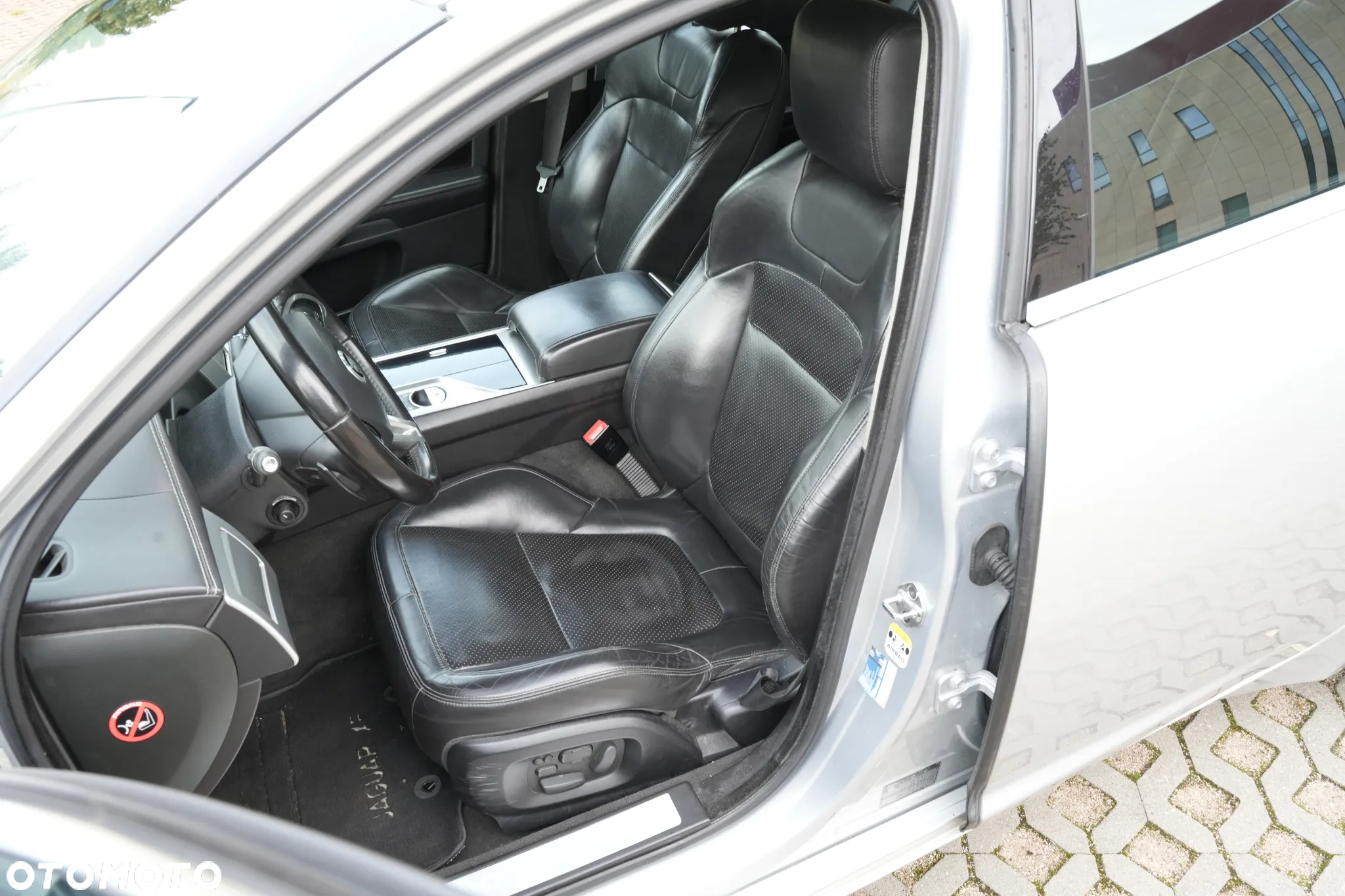 Jaguar XF 3.0 V6 Diesel S Premium Luxury - 15