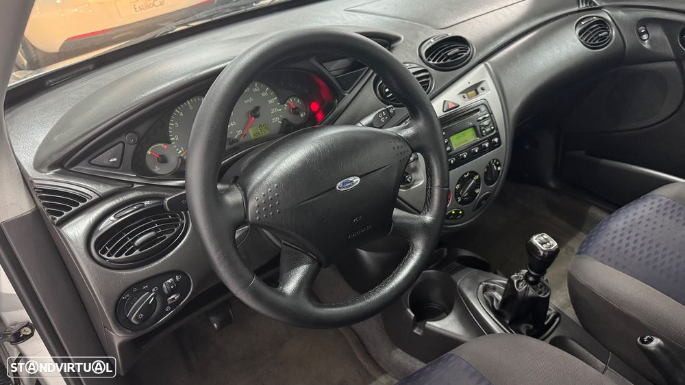 Ford Focus SW 1.8 TDdi Ghia - 21