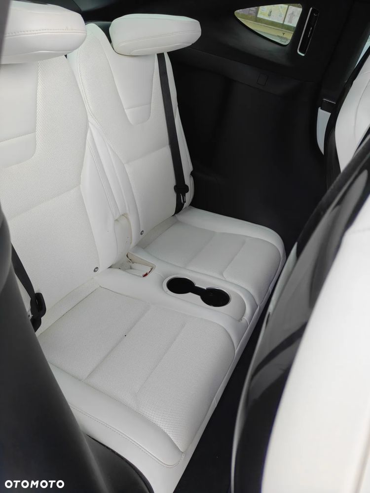 Tesla Model X Long Range Plus - 16