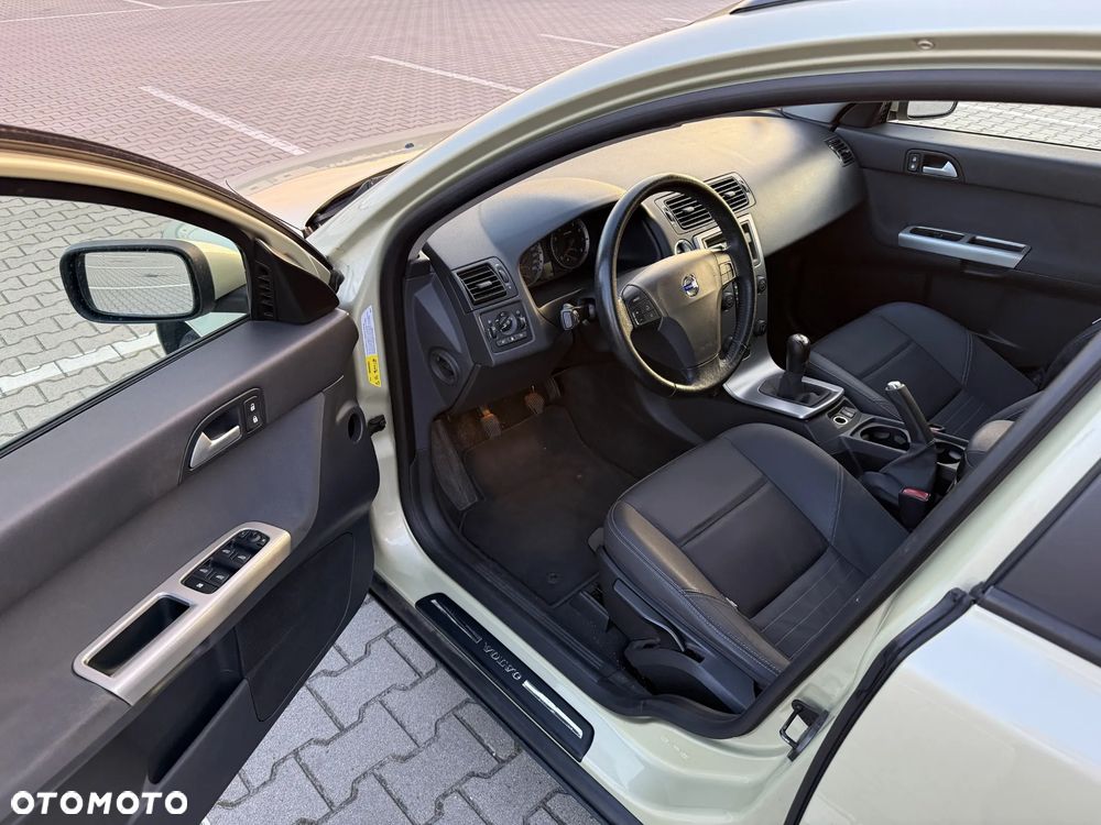 Volvo V50 1.8 Momentum - 13