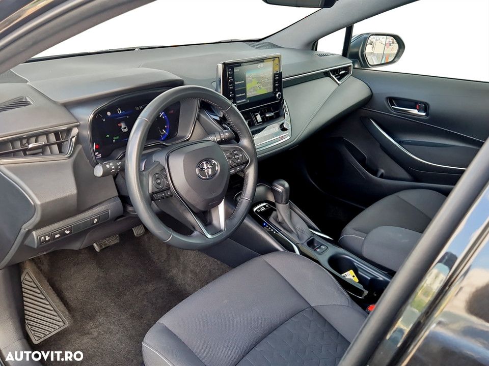Toyota Corolla - 18