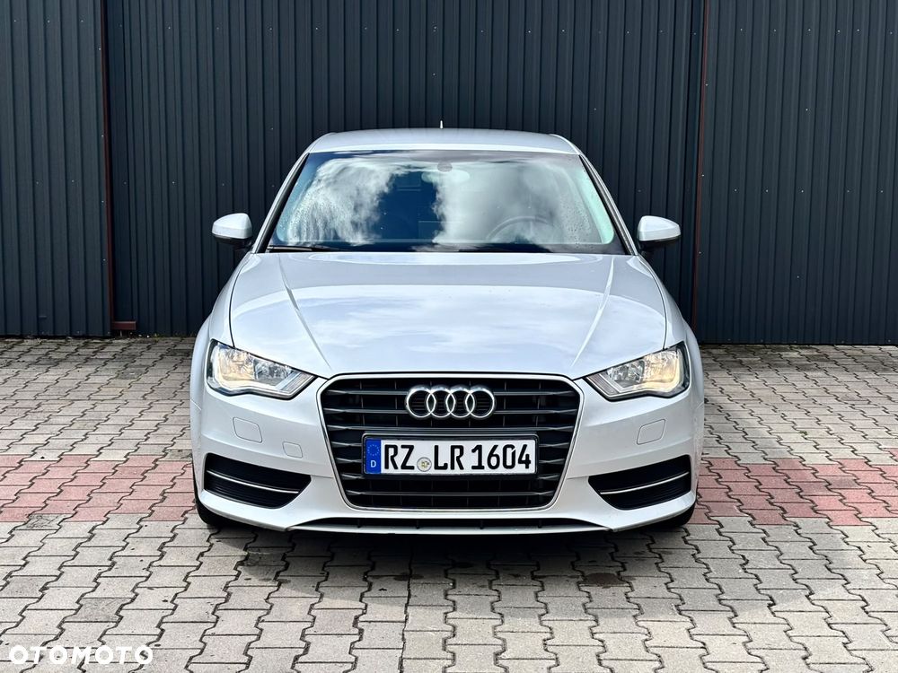 Audi A3 Sportback 2.0 TDI (clean diesel) S tronic Ambiente - 5