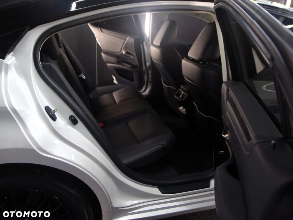 Lexus ES 300h Business Line - 23