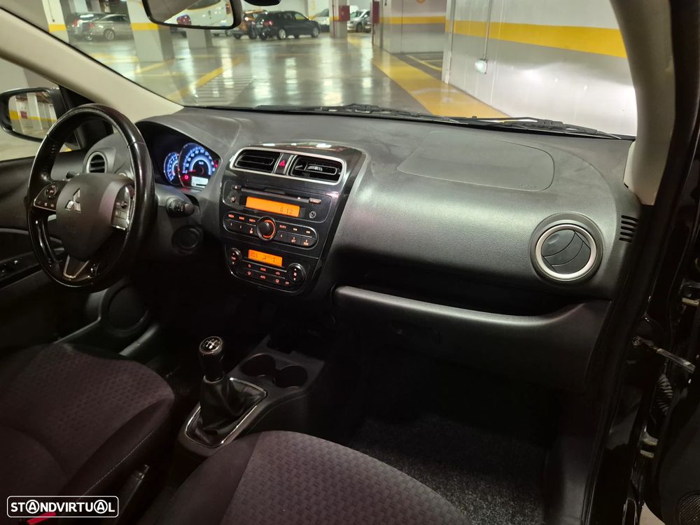 Mitsubishi Space Star 1.2 Intense - 34