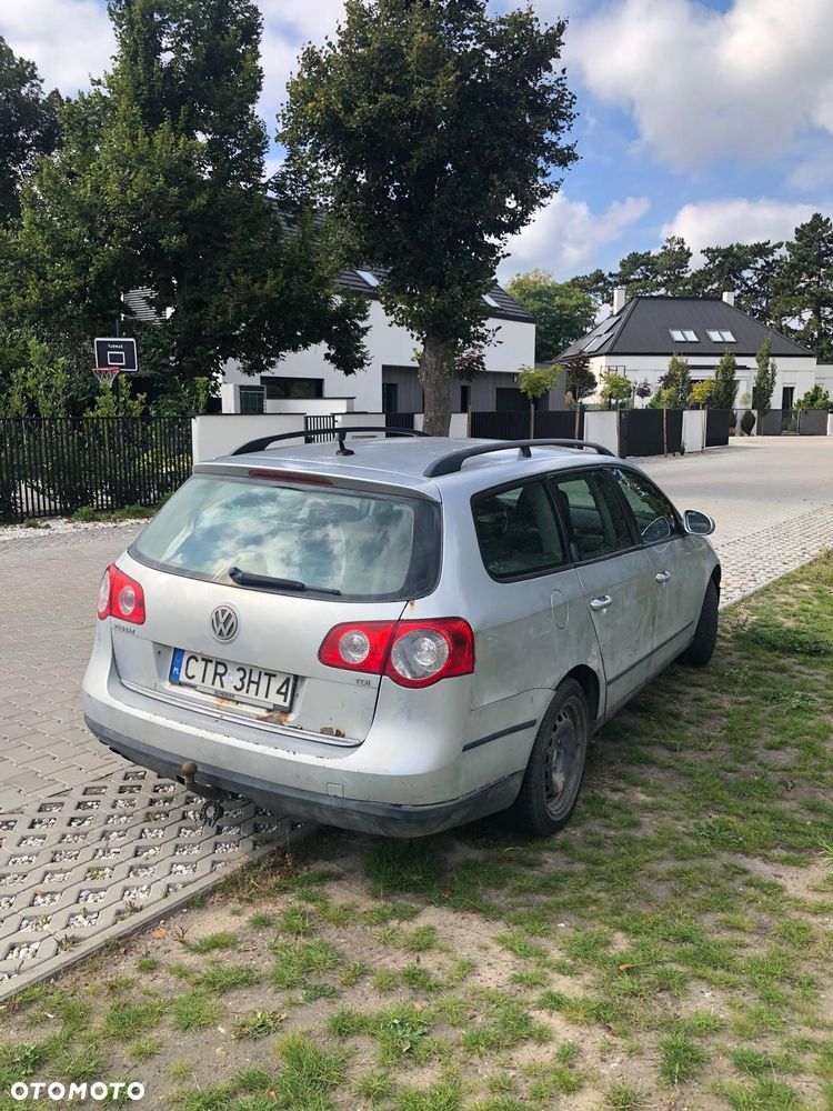 Volkswagen Passat - 2