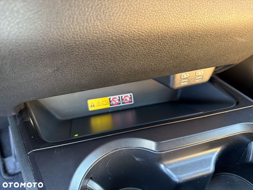 Lexus UX 250h GPF Business 2WD - 26