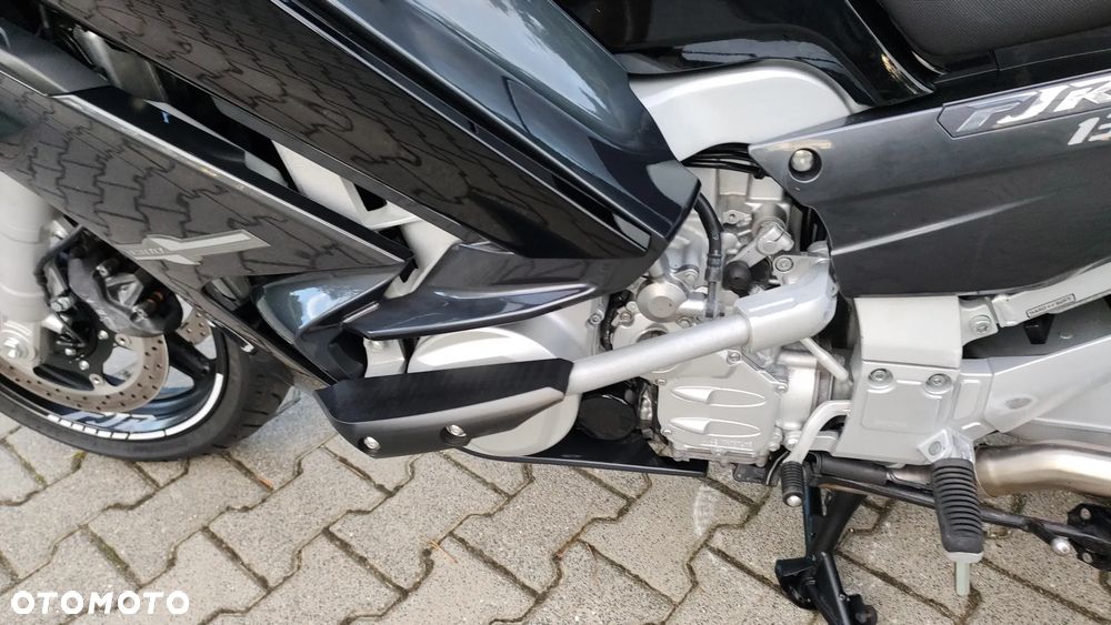 Yamaha FJR - 19