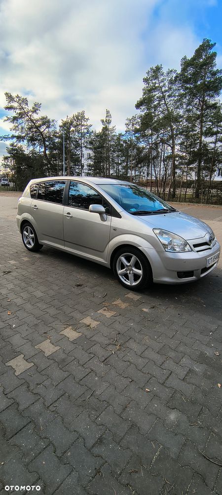 Toyota Corolla Verso - 2