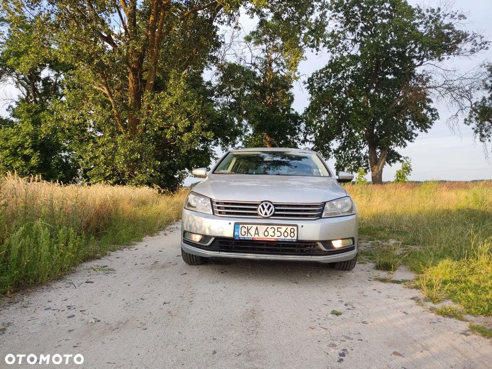Volkswagen Passat 2.0 TDI DSG BlueMotion Technology Comfortline - 3