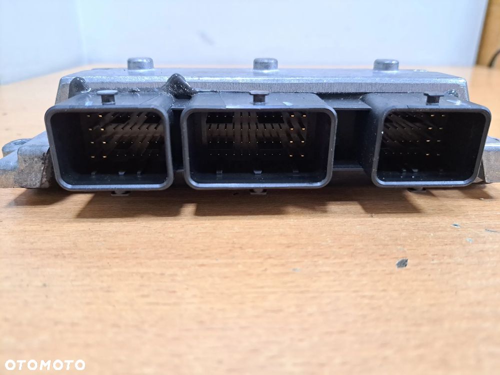 VOLVO C30 S40 V50 C70 V70 S80 2.0 16V 145KM KOMPUTER STEROWNIK SILNIKA 30788961 - 2