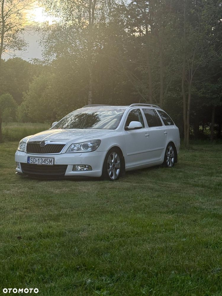 Skoda Octavia 2.0 TDI DPF Elegance - 2