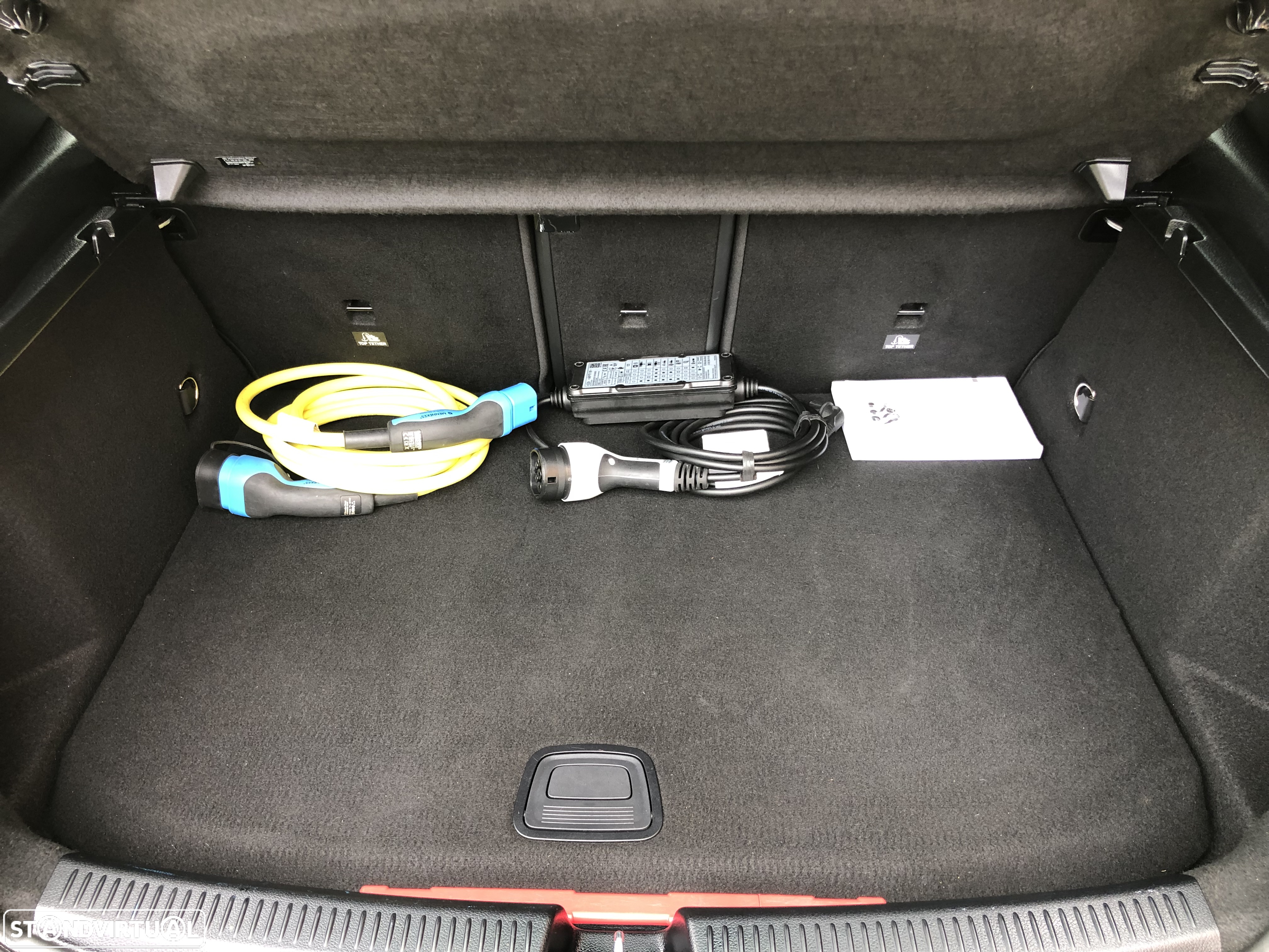 Mercedes-Benz A 250 e Progressive - 24