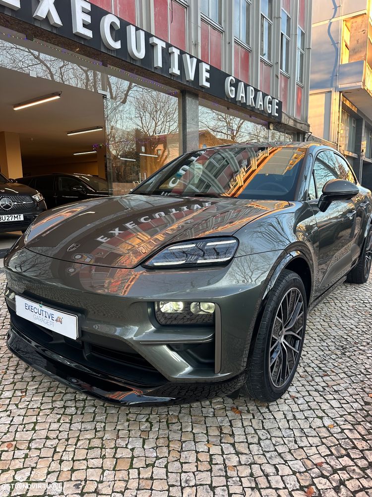 Porsche Macan Electric Turbo - 1