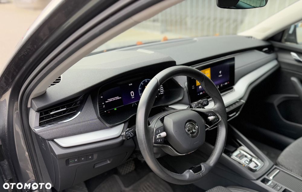 Skoda Octavia 2.0 TDI Style DSG - 5