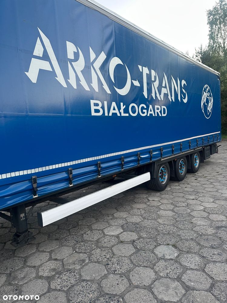 Mercedes-Benz Actros - 11