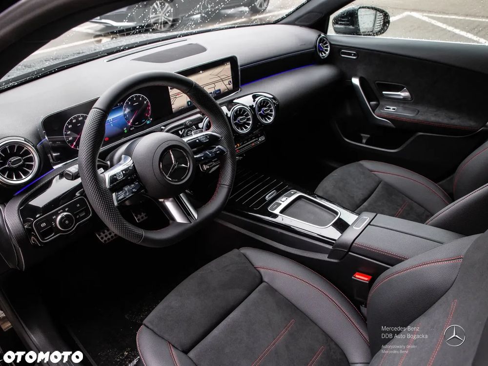Mercedes-Benz Klasa A 220 4-Matic AMG Line 8G-DCT - 7