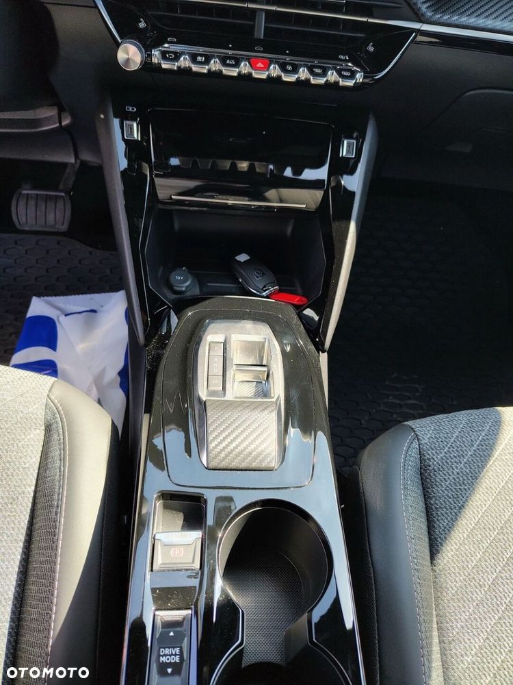 Peugeot 2008 - 19