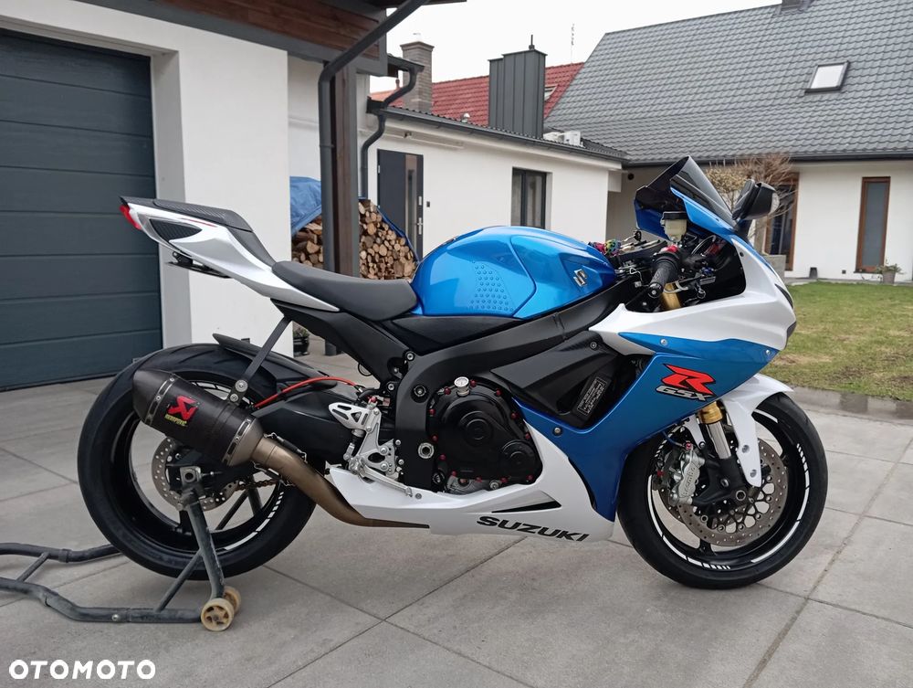 Suzuki GSX-R - 4