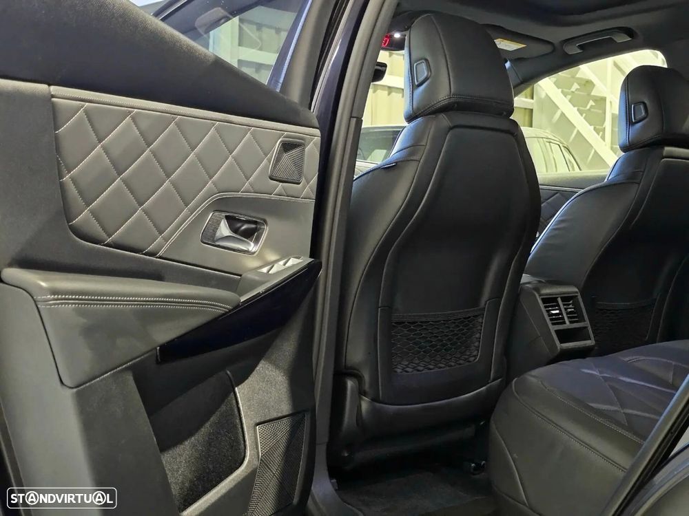 DS DS7 Crossback 4x4 Rivoli - 43