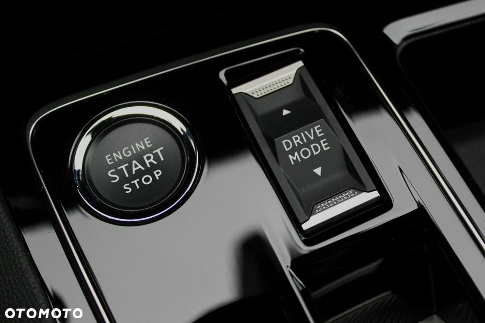 Peugeot 5008 1.5 BlueHDi Allure Pack S&S EAT8 - 31